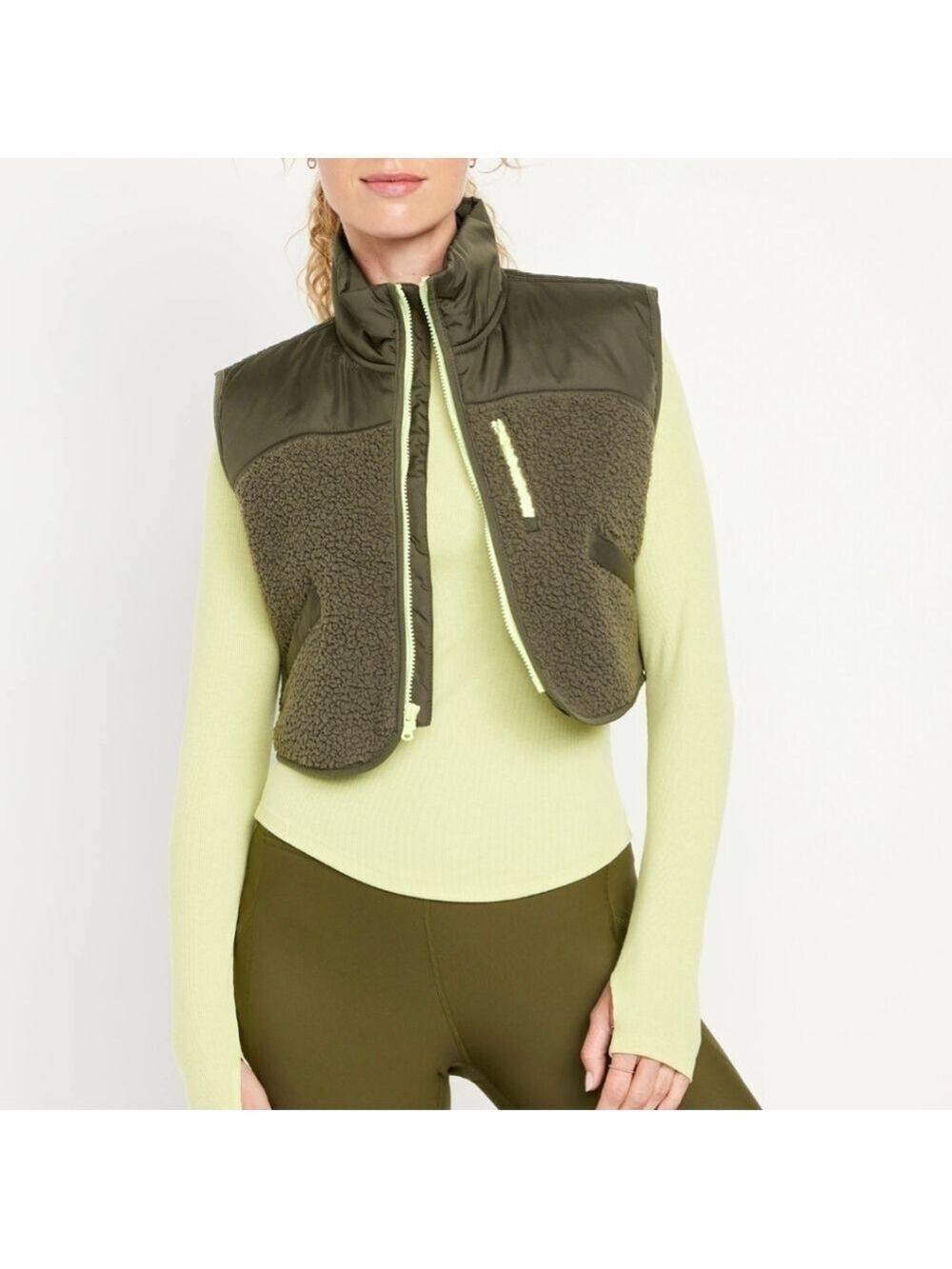XL • Old Navy • Crop Hybrid Zip Vest